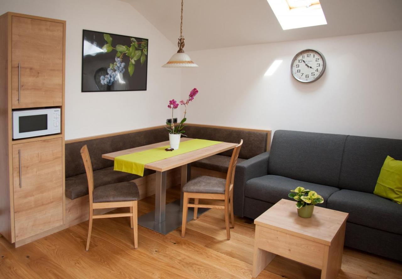 Ausservogelweiderhof Apartment Laion